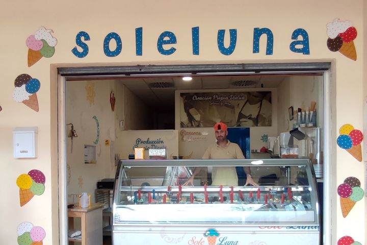 Heladeri a soleluna playa - SoleLuna Playa