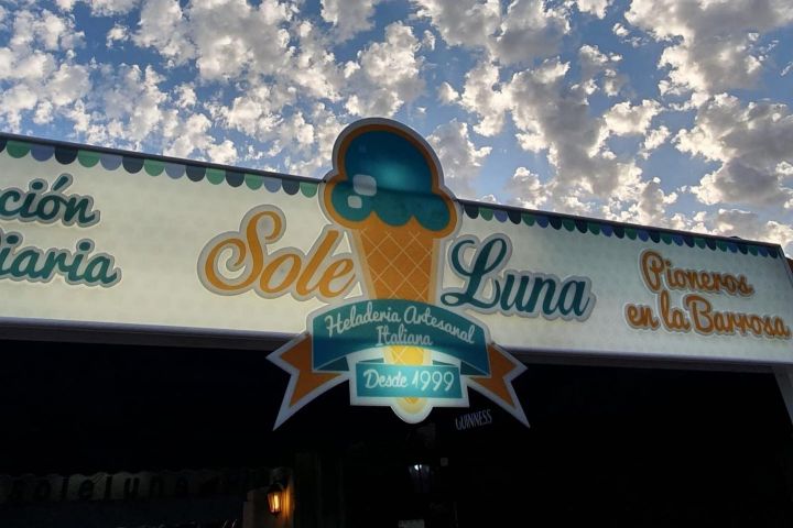 SoleLuna Playa Heladeria y Creperi a en Chiclana - Home